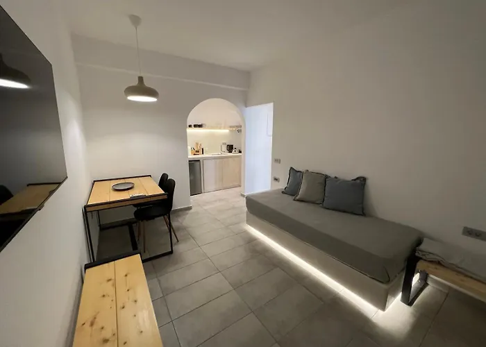 Santozen Fira (Santorini)