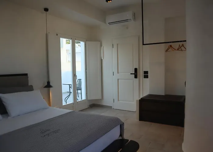 Santozen Fira (Santorini)