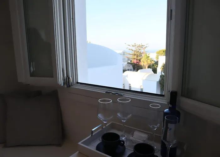 Santozen Hotel Fira (Santorini)