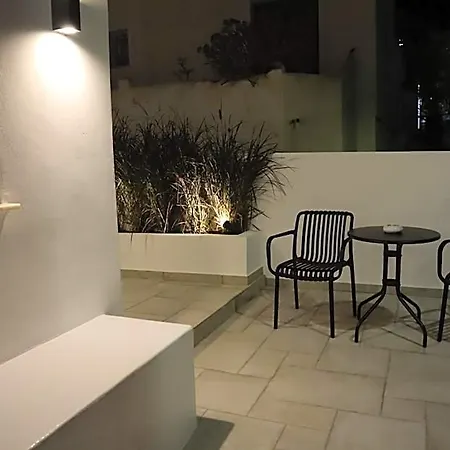 Santozen Hotel *