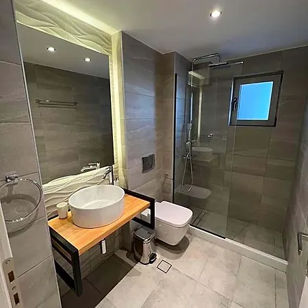 Santozen Hotel Fira (Santorini)