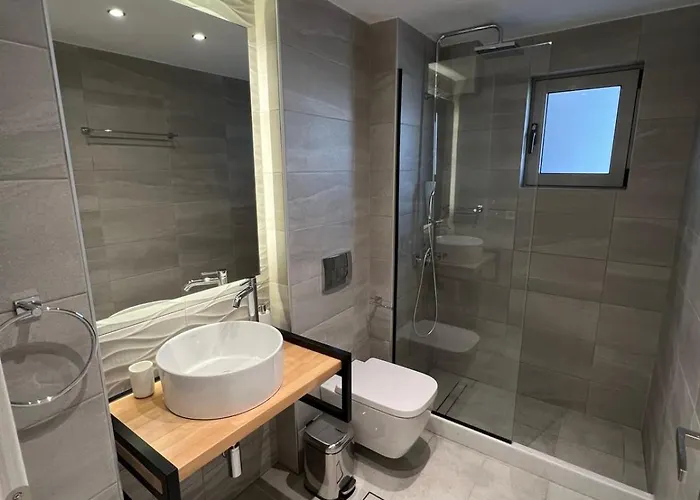 Santozen Hotel Fira (Santorini)